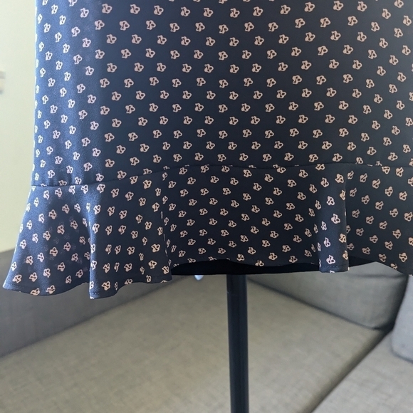 Navy Blue Floral Print Blouse with Ruffle Sleeves - Size M - Picture 4 of 4